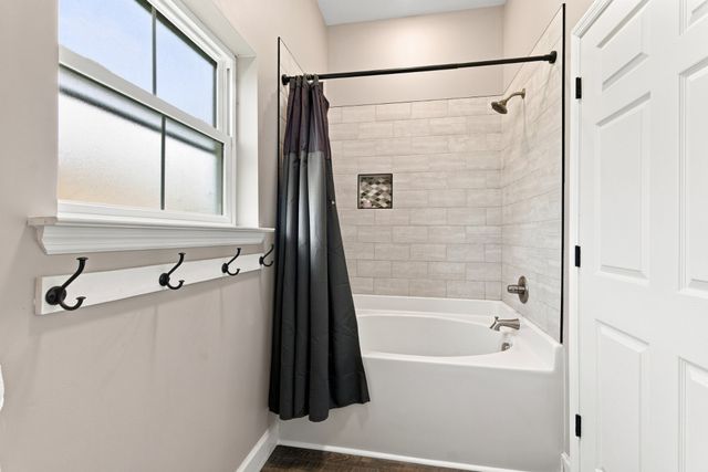 2877 Beasley Rd, Chapel Hill, TN 37034