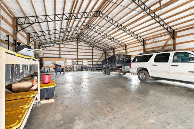 2877 Beasley Rd, Chapel Hill, TN 37034