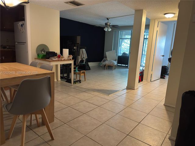 3750 Inverrary Dr 3Q, Lauderhill, FL 33319