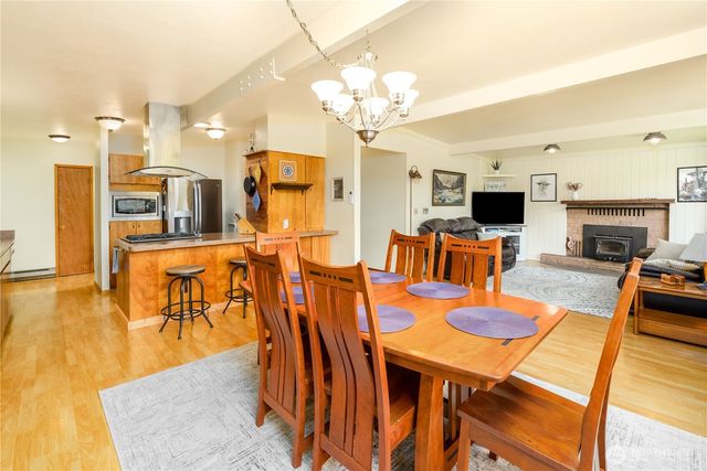 207 E Elderberry Lane, Port Angeles, WA 98362