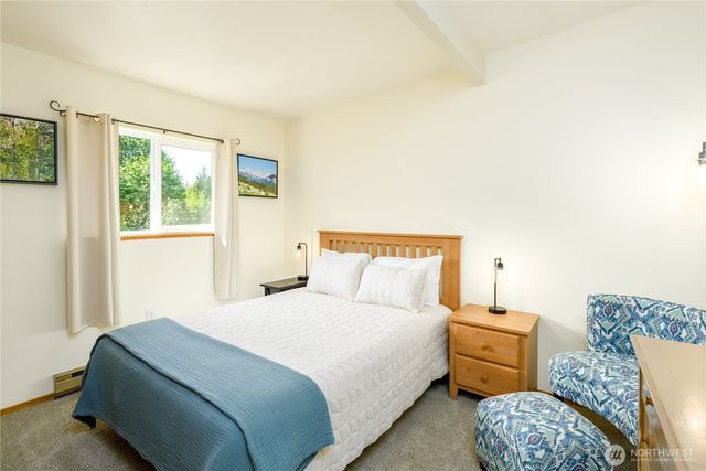 207 E Elderberry Lane, Port Angeles, WA 98362