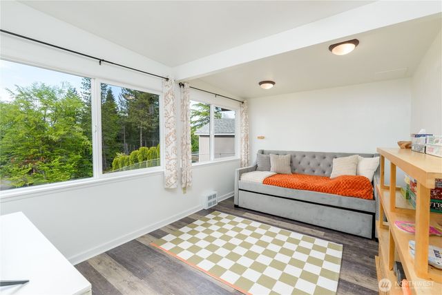 207 E Elderberry Lane, Port Angeles, WA 98362