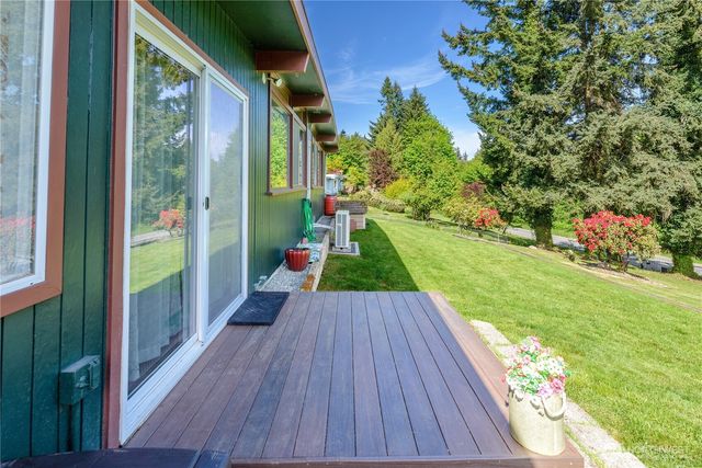 207 E Elderberry Lane, Port Angeles, WA 98362