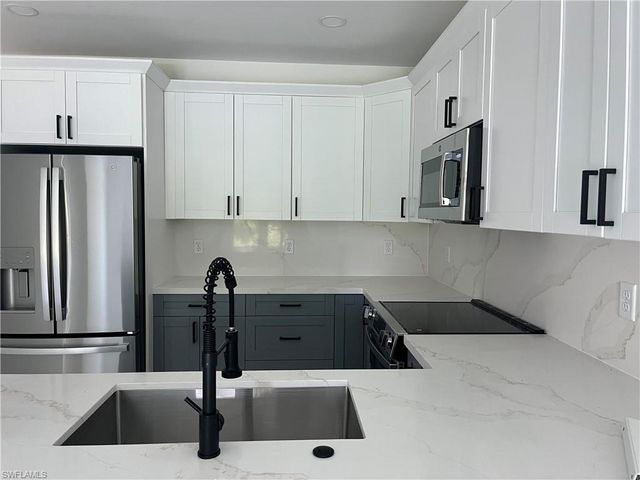 700 12th ST A & B, Lehigh Acres, FL 33972