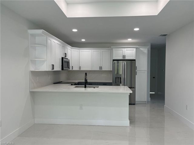 700 12th ST A & B, Lehigh Acres, FL 33972