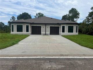 700 12th ST A & B, Lehigh Acres, FL 33972