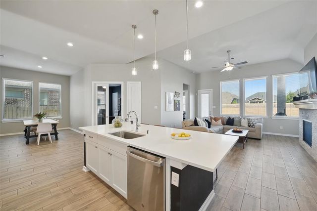 7323 Perching Hawk Trail, Katy, TX 77493