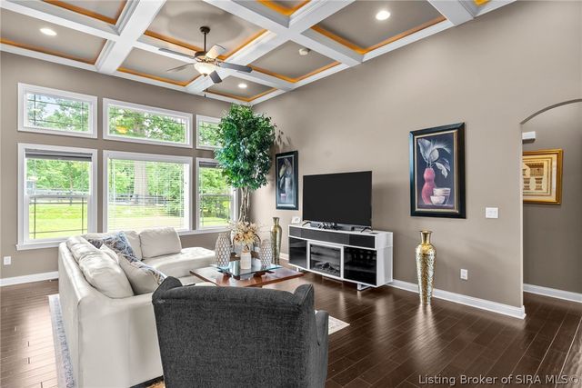 1035 Caiman Court, Sellersburg, IN 47172