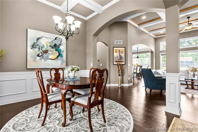 1035 Caiman Court, Sellersburg, IN 47172