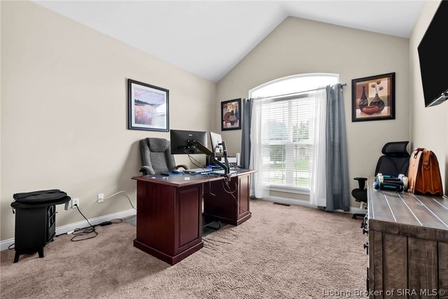 1035 Caiman Court, Sellersburg, IN 47172