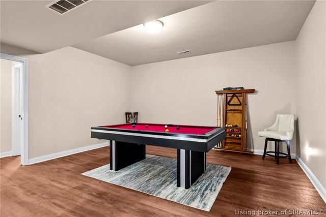1035 Caiman Court, Sellersburg, IN 47172
