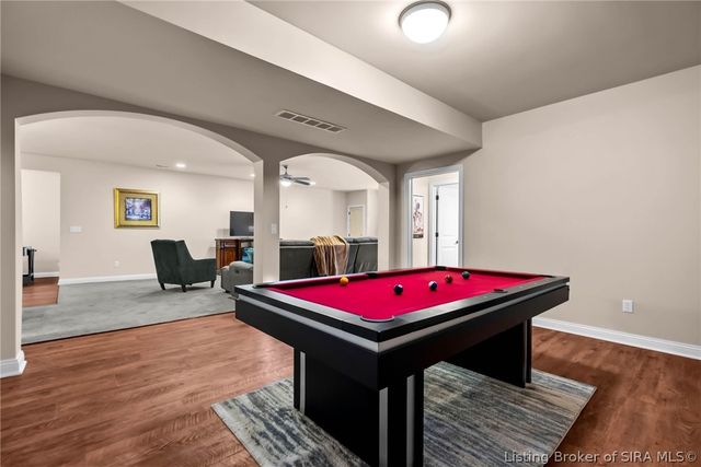 1035 Caiman Court, Sellersburg, IN 47172