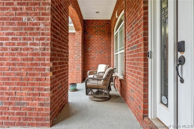 1035 Caiman Court, Sellersburg, IN 47172