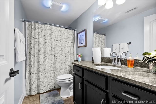 1035 Caiman Court, Sellersburg, IN 47172