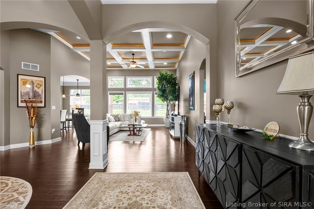 1035 Caiman Court, Sellersburg, IN 47172