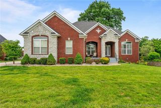 1035 Caiman Court, Sellersburg, IN 47172
