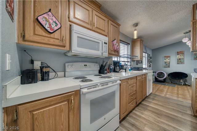 20 Old Mine Road, Pahrump, NV 89048