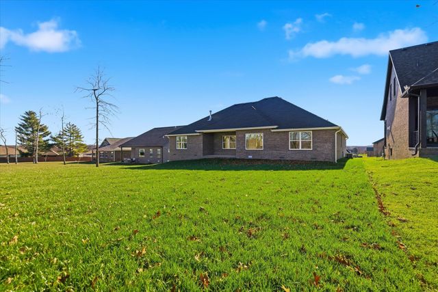 5569 E Wild Horse Drive, Springfield, MO 65802