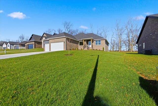 5569 E Wild Horse Drive, Springfield, MO 65802