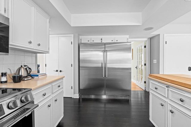 2626 W Ranch ROAD, Mequon, WI 53092