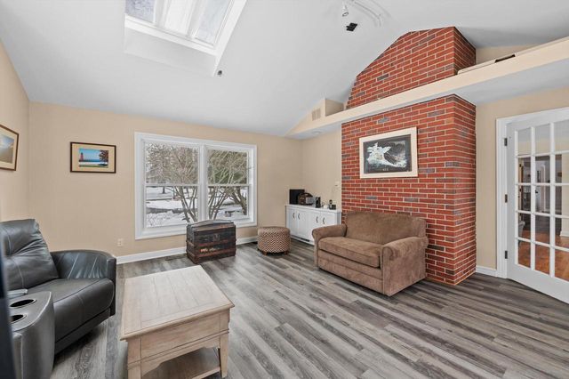 2626 W Ranch ROAD, Mequon, WI 53092