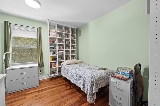 2626 W Ranch ROAD, Mequon, WI 53092