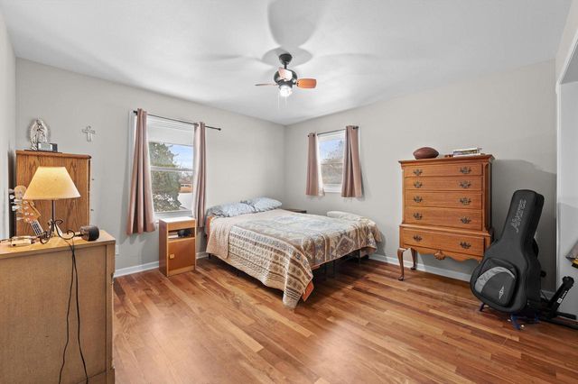 2626 W Ranch ROAD, Mequon, WI 53092