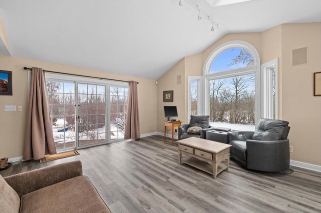 2626 W Ranch ROAD, Mequon, WI 53092