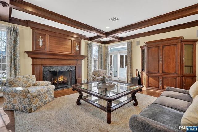 505 Ivy Lane, Wyckoff, NJ 07481