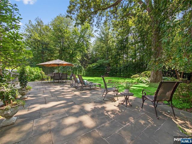 505 Ivy Lane, Wyckoff, NJ 07481
