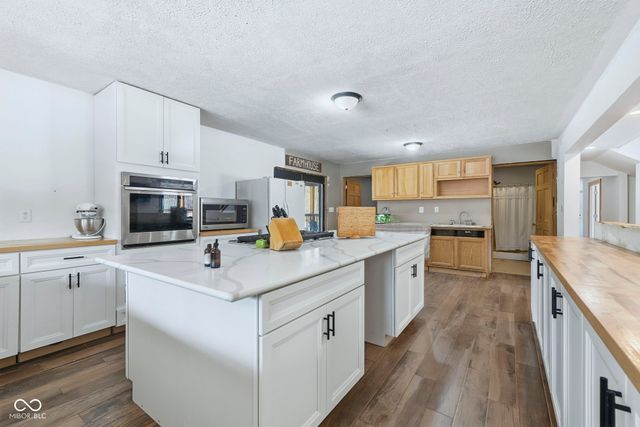 3524 Dollsberry Lane W, Nashville, IN 47448