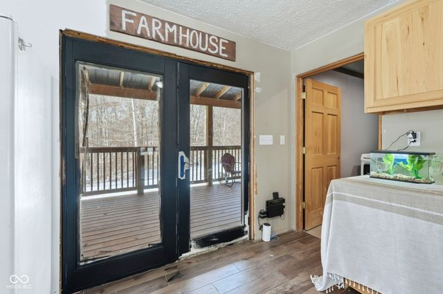 3524 Dollsberry Lane W, Nashville, IN 47448