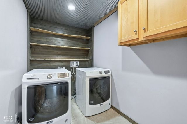 3524 Dollsberry Lane W, Nashville, IN 47448