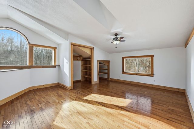 3524 Dollsberry Lane W, Nashville, IN 47448