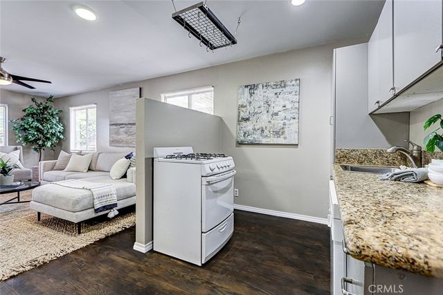 312 N Prospect Avenue, Redondo Beach, CA 90277