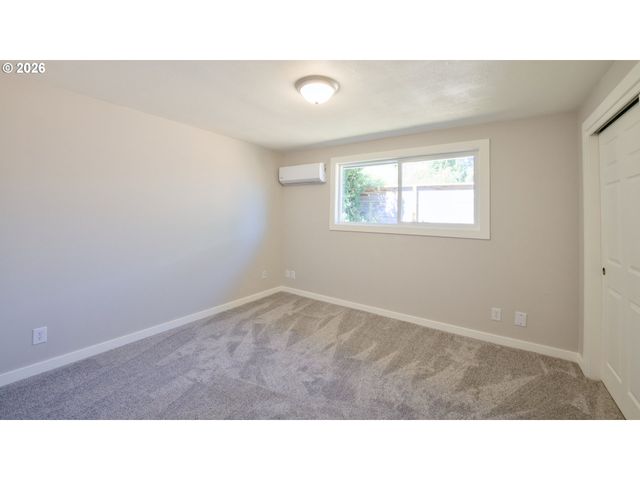 1035 Nw 20TH St, Mc Minnville, OR 97128