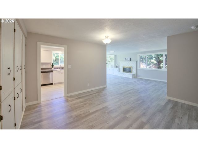 1035 Nw 20TH St, Mc Minnville, OR 97128