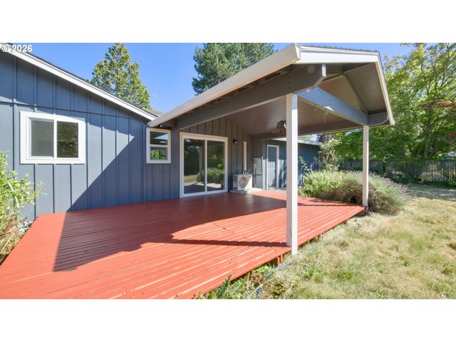 1035 Nw 20TH St, Mc Minnville, OR 97128