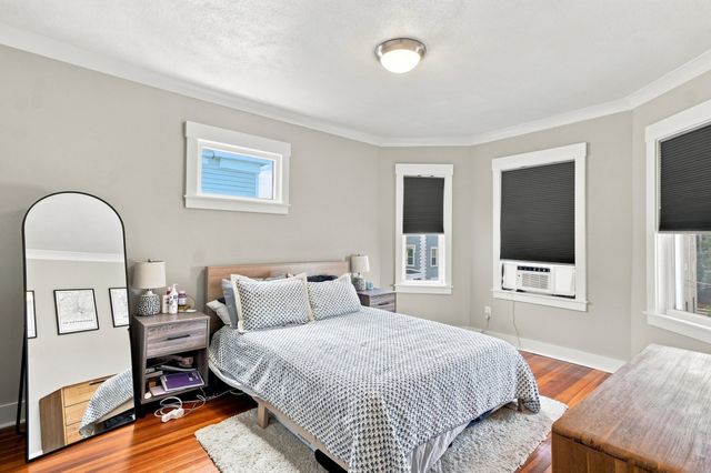 33 King Street 3, Boston, MA 02122