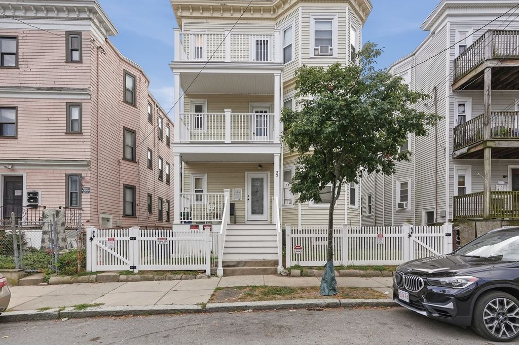 33 King Street 3, Boston, MA 02122