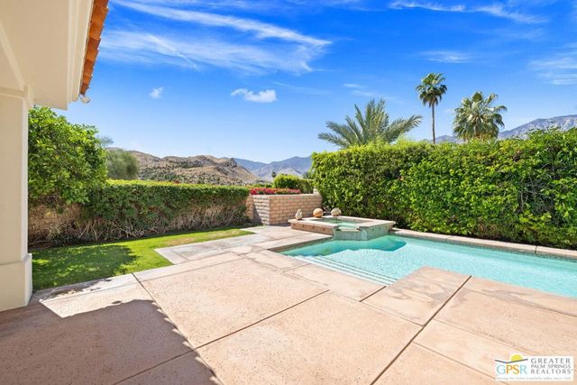 1691 Ponderosa Way, Palm Springs, CA 92264