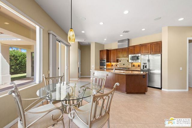 1691 Ponderosa Way, Palm Springs, CA 92264