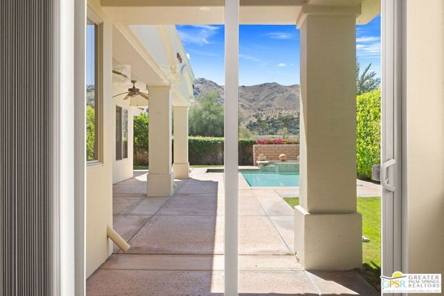 1691 Ponderosa Way, Palm Springs, CA 92264