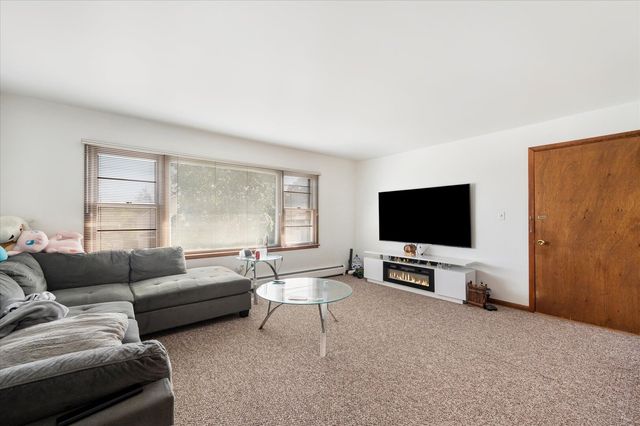 1114 N 11th Avenue, Melrose Park, IL 60160