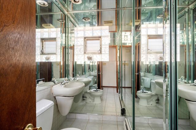 1114 N 11th Avenue, Melrose Park, IL 60160