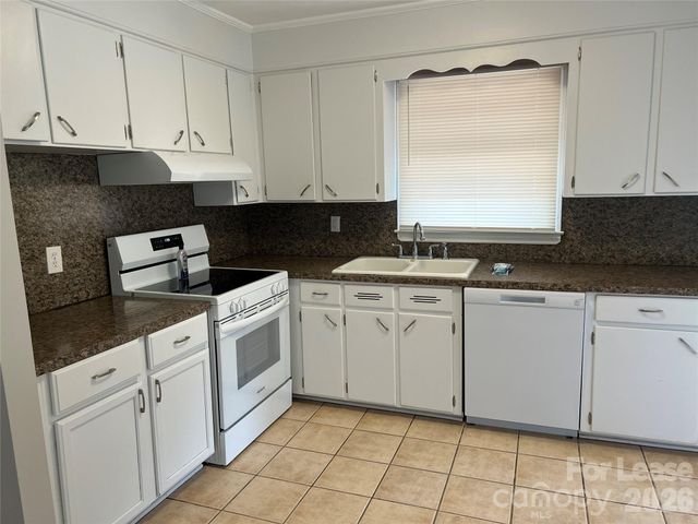4411 Firwood Lane, Charlotte, NC 28209