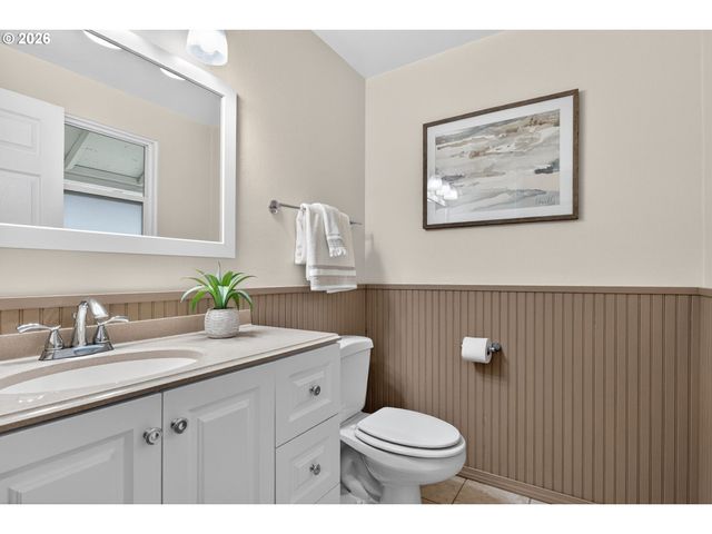 10005 Ne 9TH St, Vancouver, WA 98664