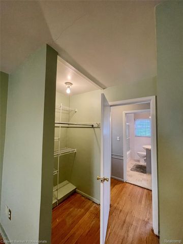 22907 Allen Court, St. Clair Shores, MI 48080