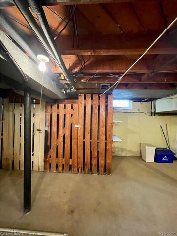 22907 Allen Court, St. Clair Shores, MI 48080