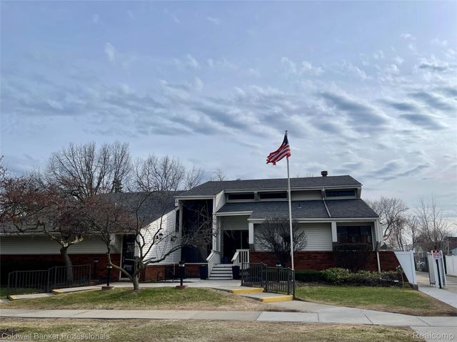 22907 Allen Court, St. Clair Shores, MI 48080